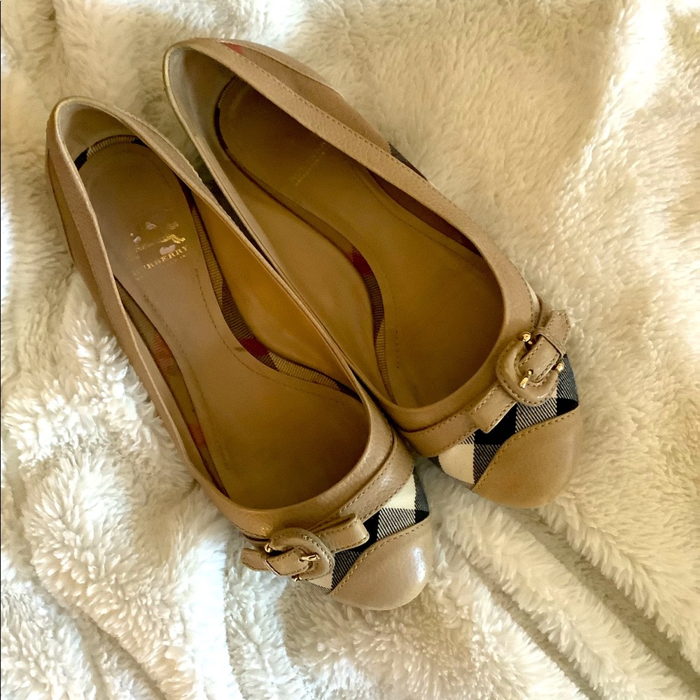 Burberry Ballet Flats